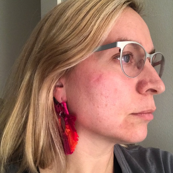 Tassel earrings - Picture 3 of 3